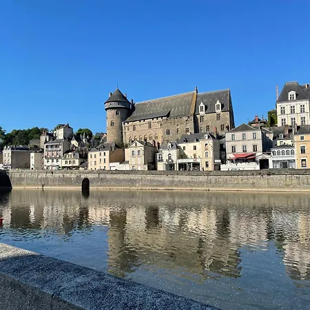 D'exception Avec Vue - Centre De Laval (Mayenne)