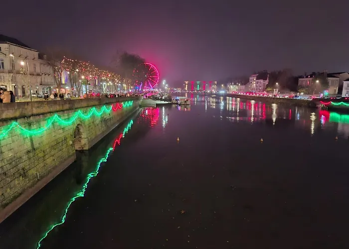 Unique With Parking - Centre *