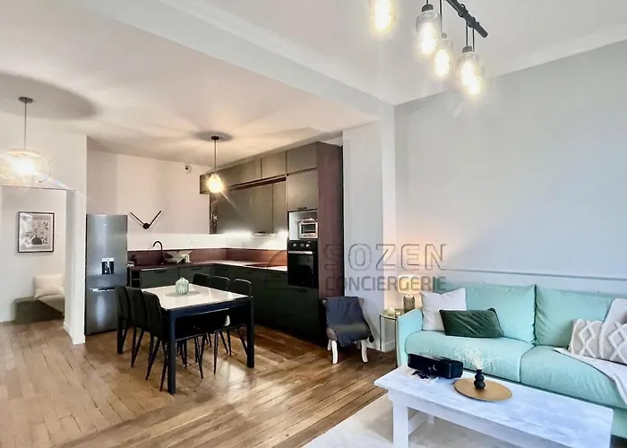 Unique With Parking - Centre * Laval (Mayenne)